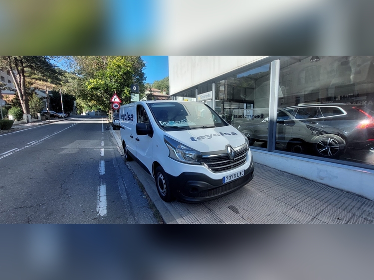 Renault Trafic 2.0 120cv foto 8